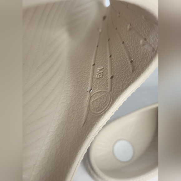 Nwob Slide It Sandles 9 Cream White - Picture 7 of 7